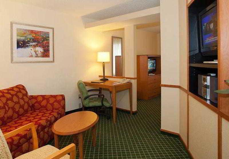Fairfield Inn & Suites By Marriott Cleveland Streetsboro Bagian luar foto